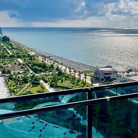 Sea View Apartments Orbi Beach Tower บาทูมิ ภายนอก รูปภาพ