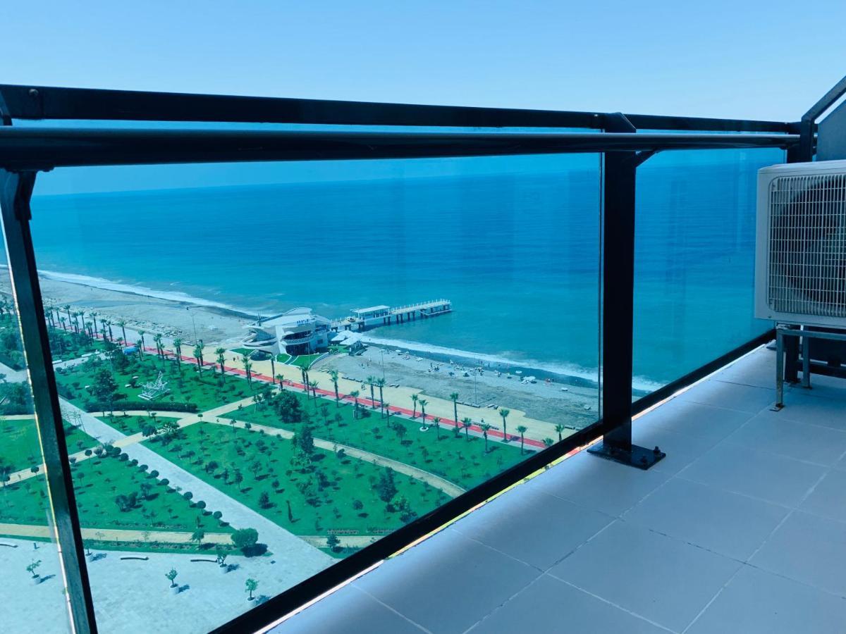 Sea View Apartments Orbi Beach Tower บาทูมิ ภายนอก รูปภาพ