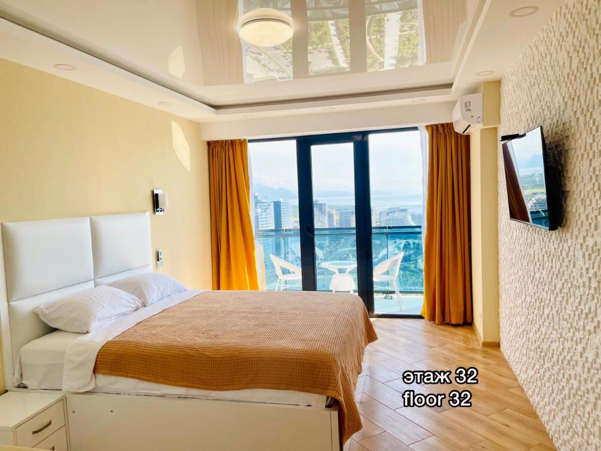 Sea View Apartments Orbi Beach Tower บาทูมิ ภายนอก รูปภาพ