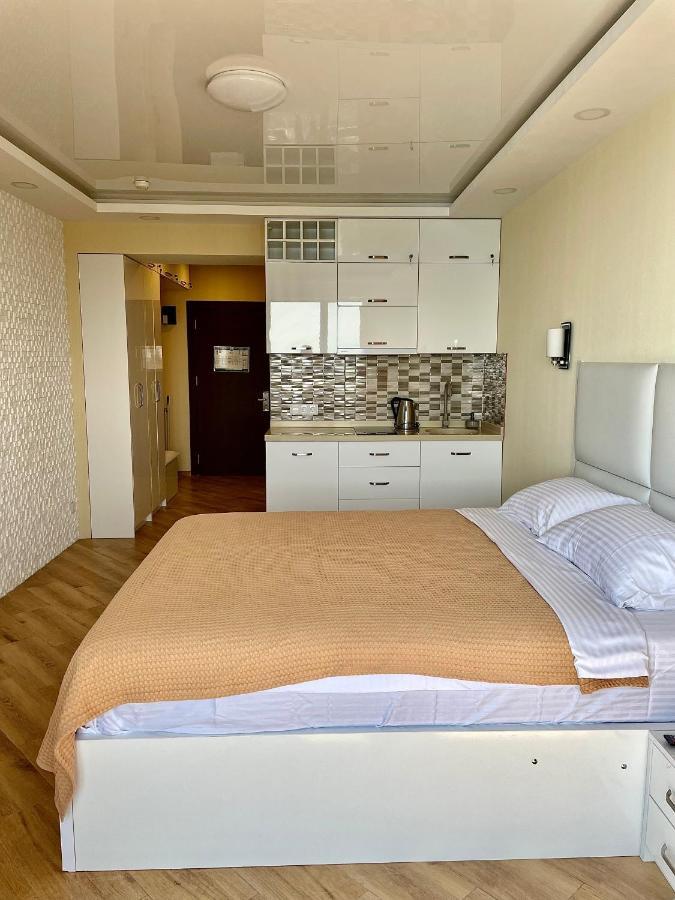 Sea View Apartments Orbi Beach Tower บาทูมิ ภายนอก รูปภาพ