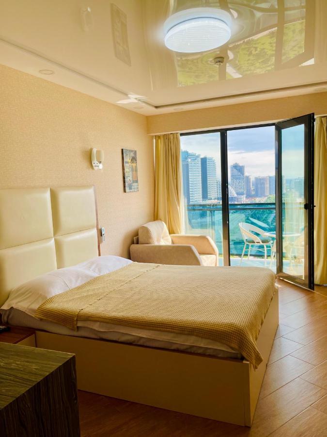 Sea View Apartments Orbi Beach Tower บาทูมิ ภายนอก รูปภาพ