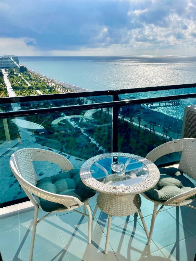 Sea View Apartments Orbi Beach Tower บาทูมิ ภายนอก รูปภาพ