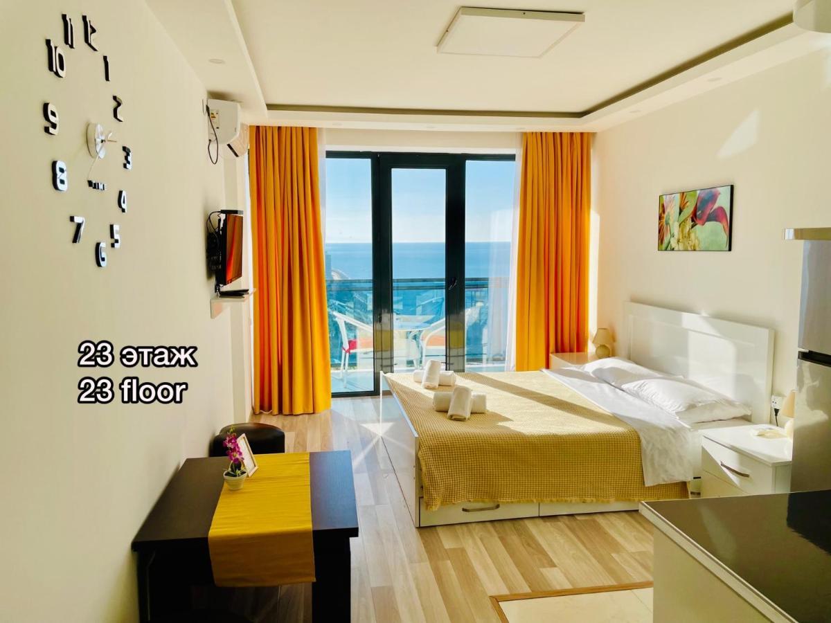 Sea View Apartments Orbi Beach Tower บาทูมิ ภายนอก รูปภาพ